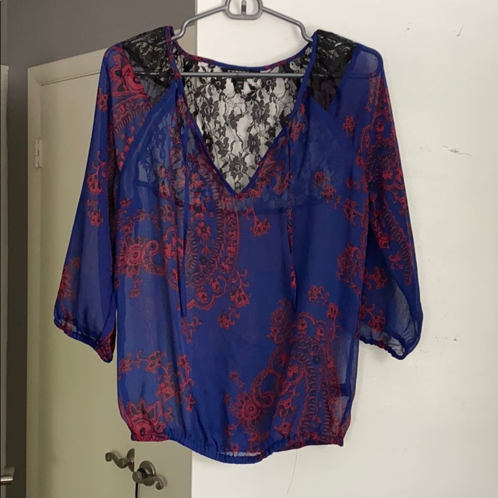 Lightweight blouse